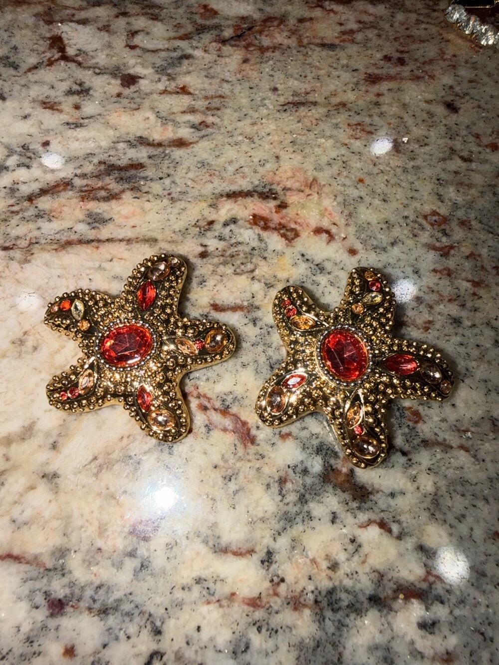 Vintage Starfish Magnetic Brooches lot 2